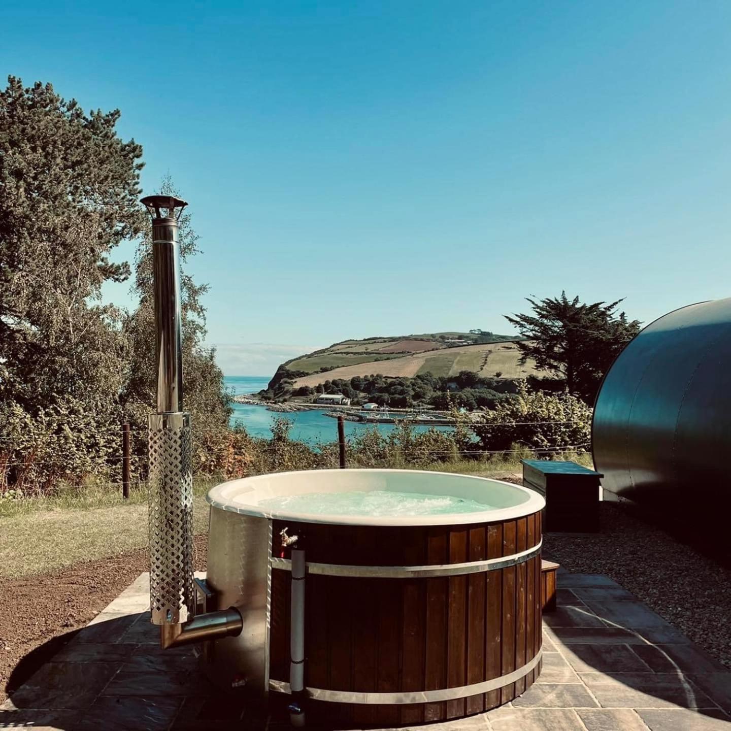 Glenarm Castle Ocean View Pods Hotel Екстериор снимка